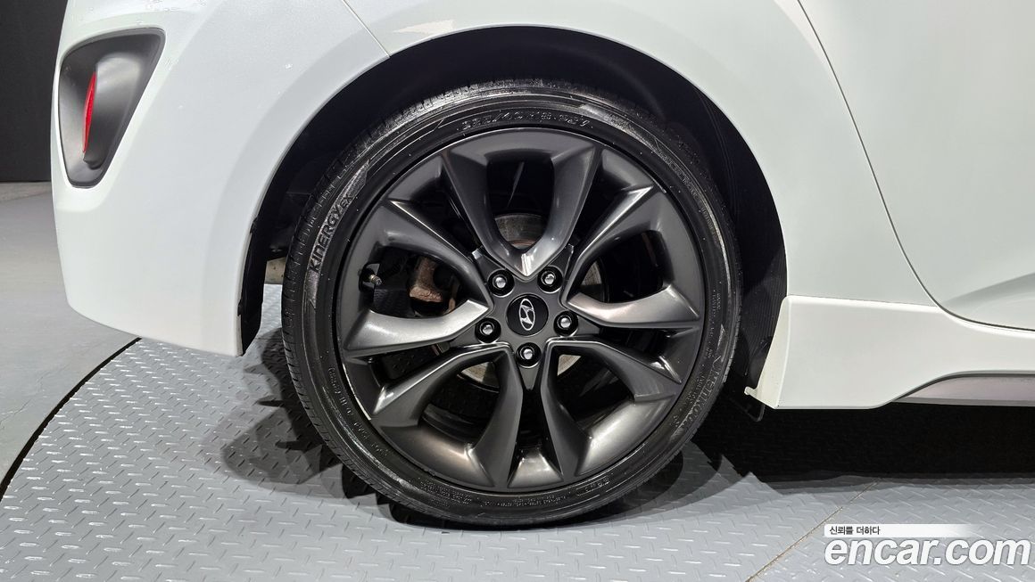 Hyundai Veloster 2016