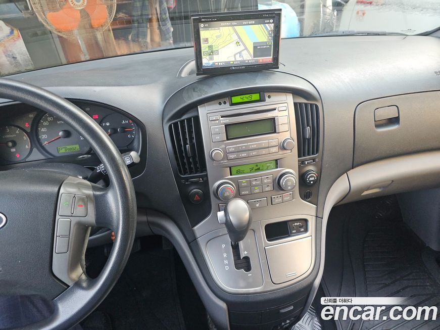 Hyundai Starex 2012