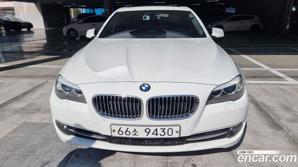 BMW 5-Series 2012
