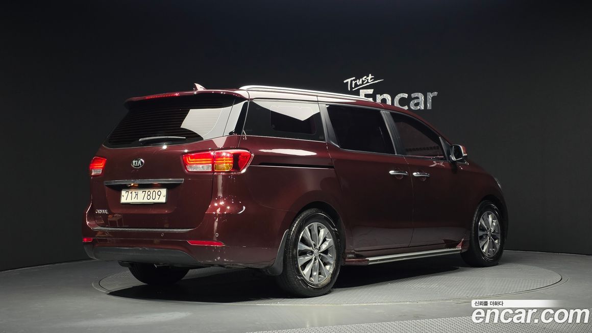 Kia Canival 2016
