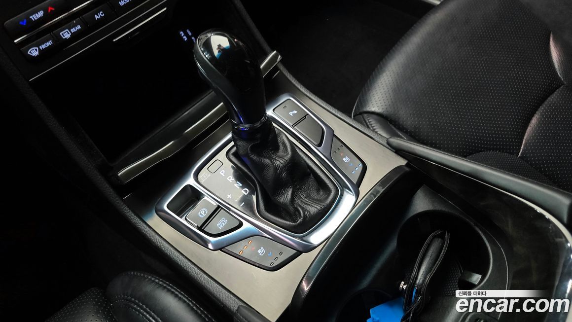 Hyundai Grandeur 2016