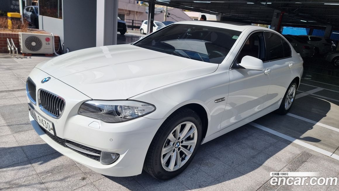 BMW 5-Series 2012