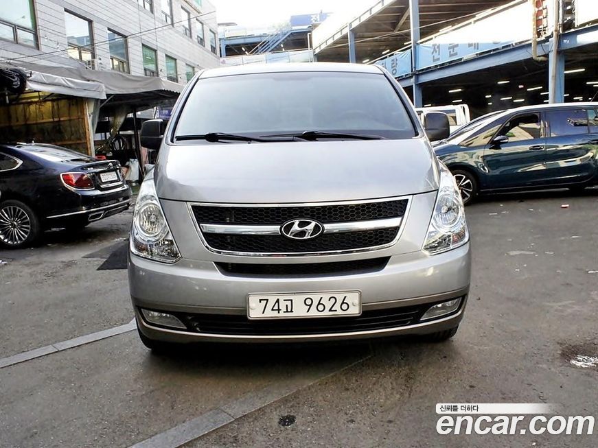 Hyundai Starex 2012