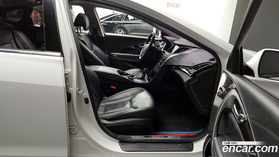 Hyundai Grandeur 2016