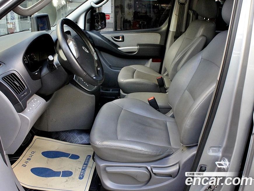 Hyundai Starex 2012