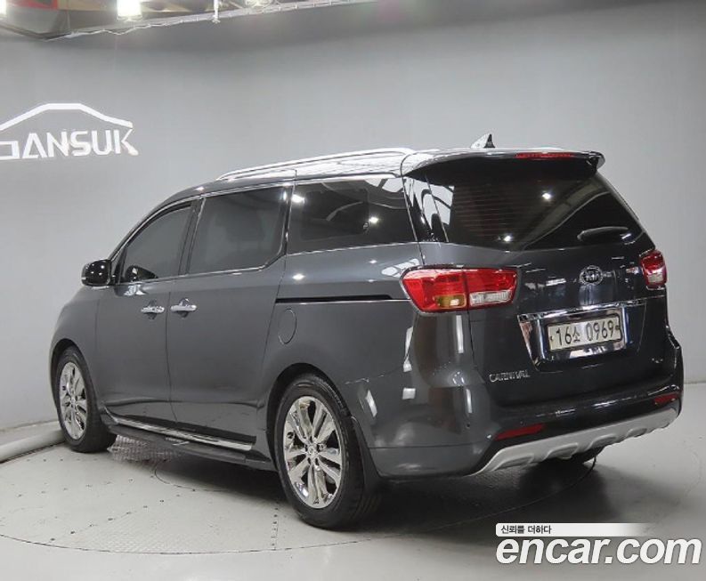 Kia Canival 2016