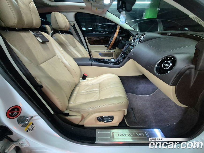 Jaguar XJ 2014