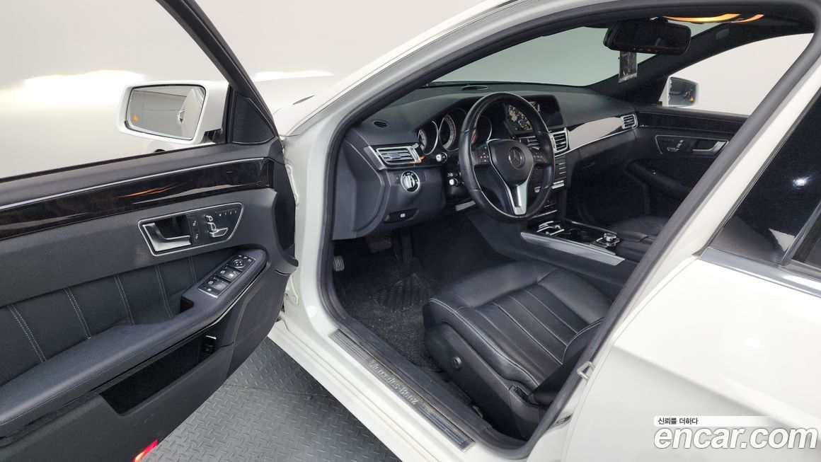 Mercedes-Benz E-Class 2016