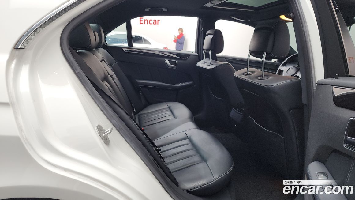 Mercedes-Benz E-Class 2016