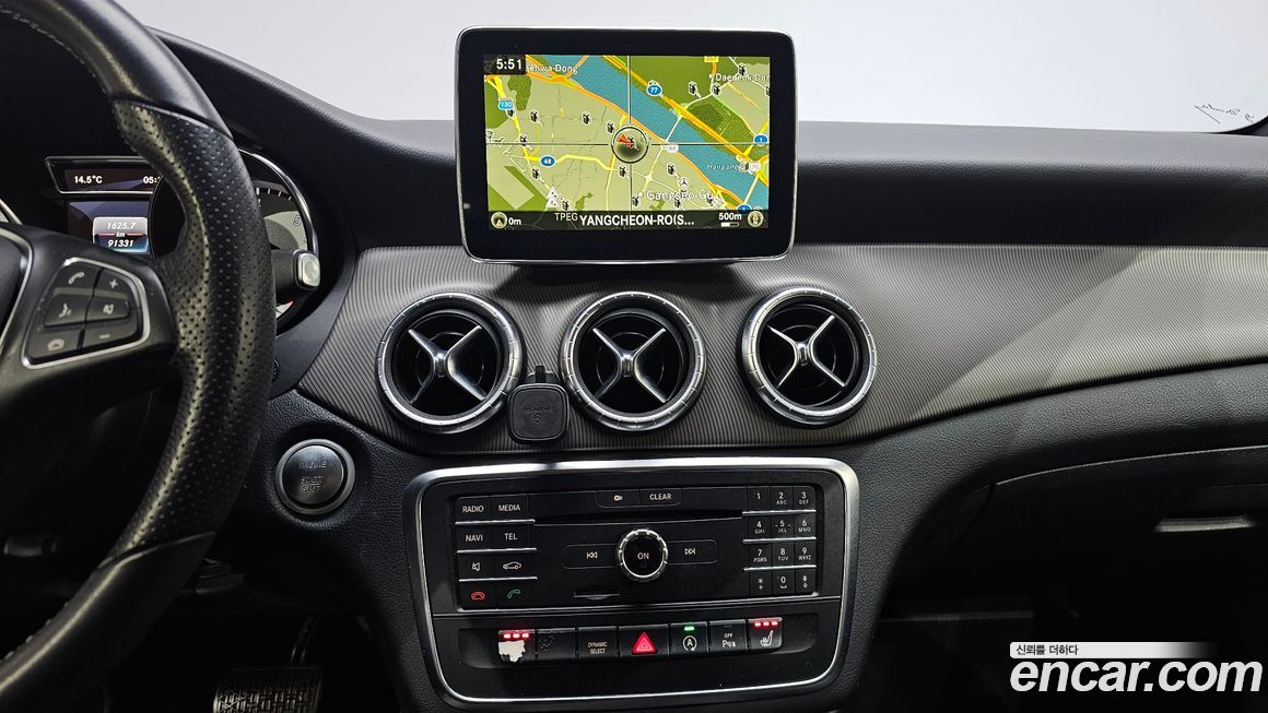 Mercedes-Benz CLA-Class 2016