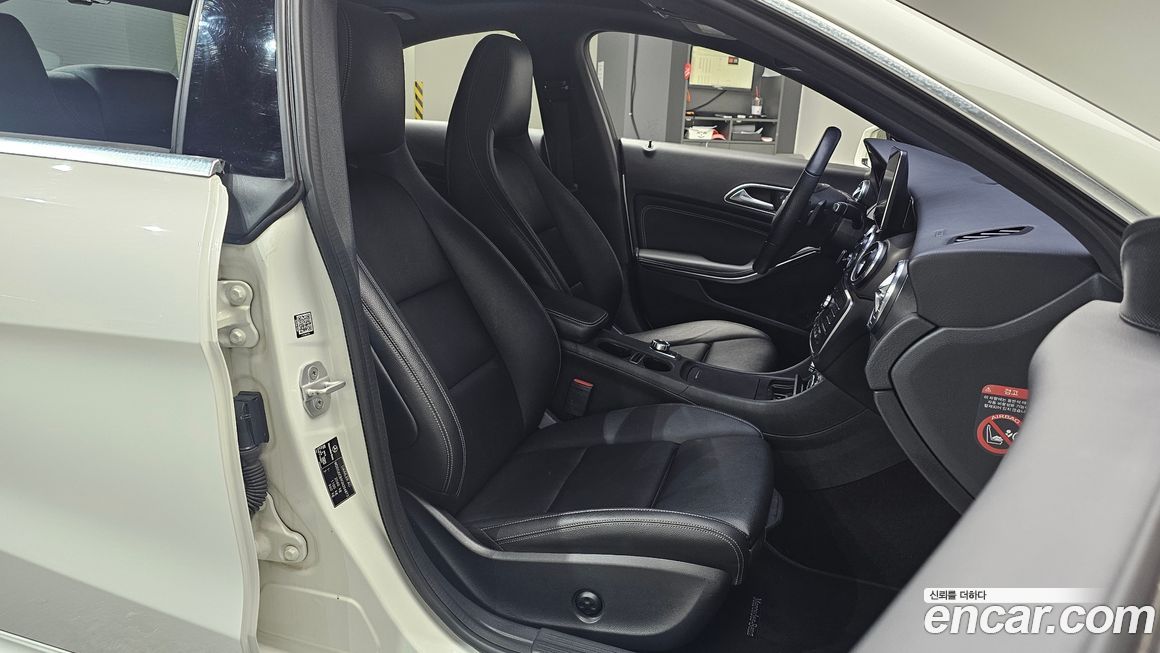 Mercedes-Benz CLA-Class 2016