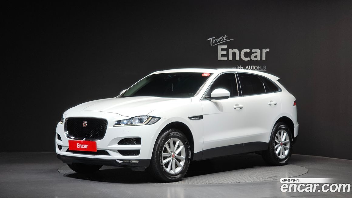 Jaguar F-PACE 2017