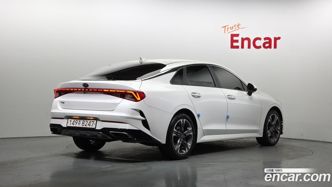 Kia K5 2021