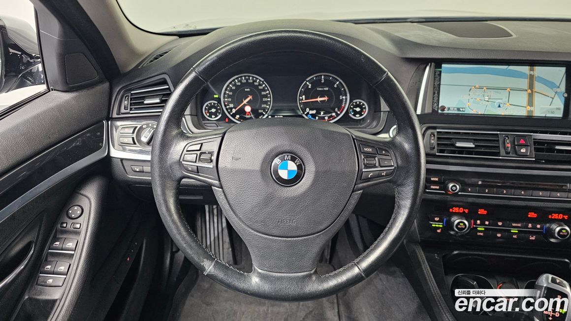 BMW 5-Series 2016