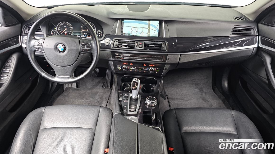 BMW 5-Series 2016