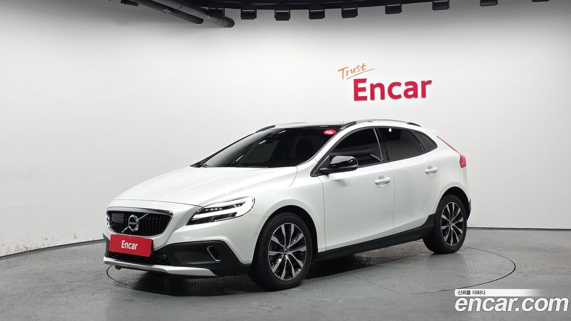 Volvo V40 2019