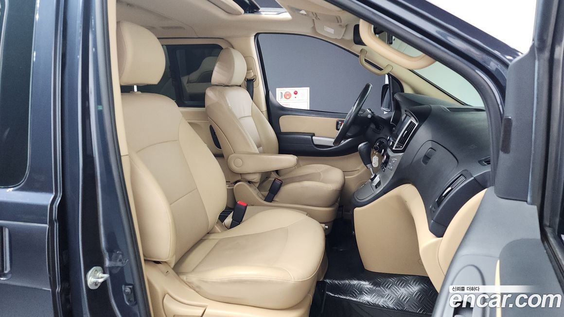 Hyundai Starex 2018