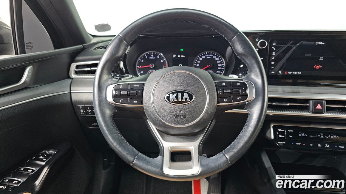 Kia K5 2021