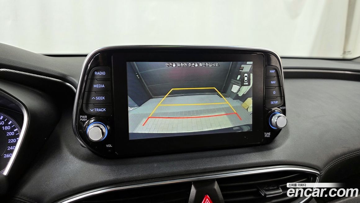 Hyundai Santafe 2020