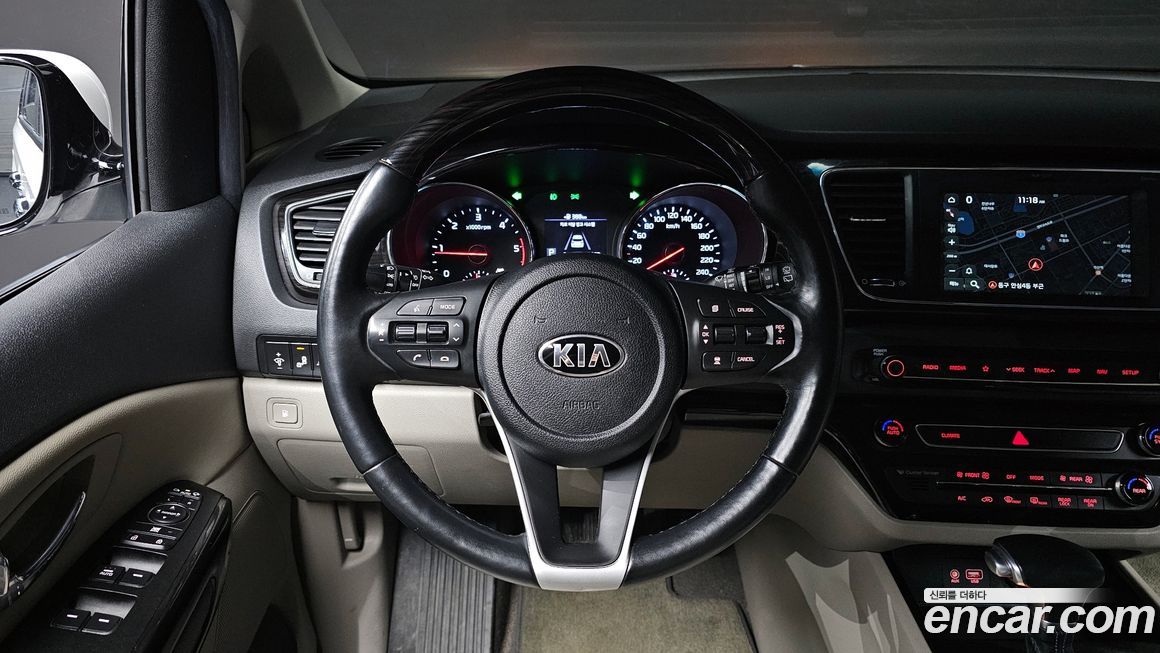 Kia Canival 2019