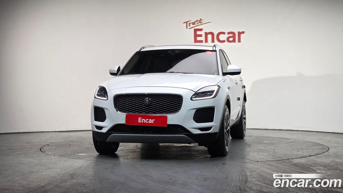 Jaguar E-PACE 2020