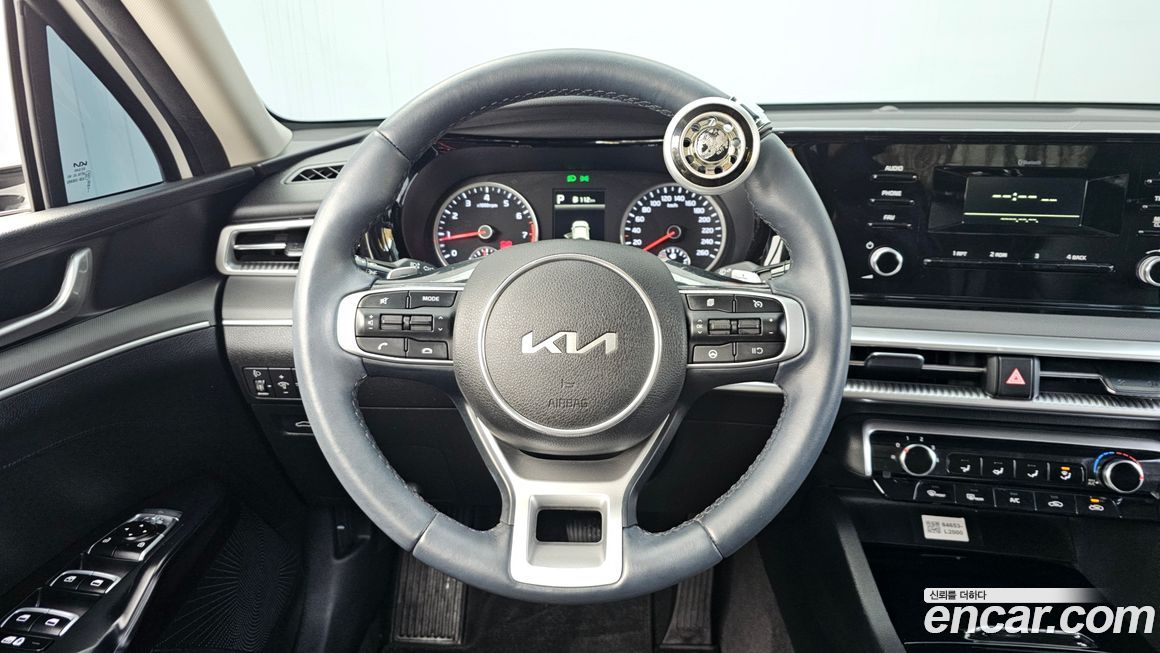 Kia K5 2023