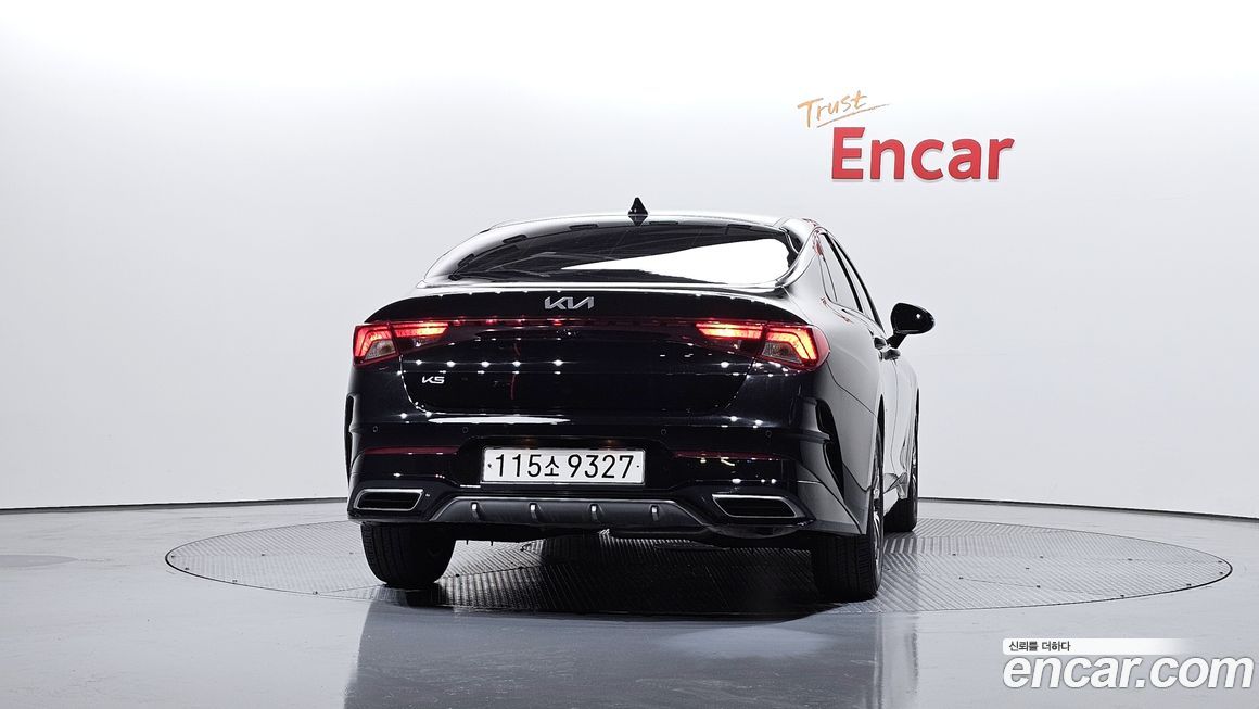 Kia K5 2023