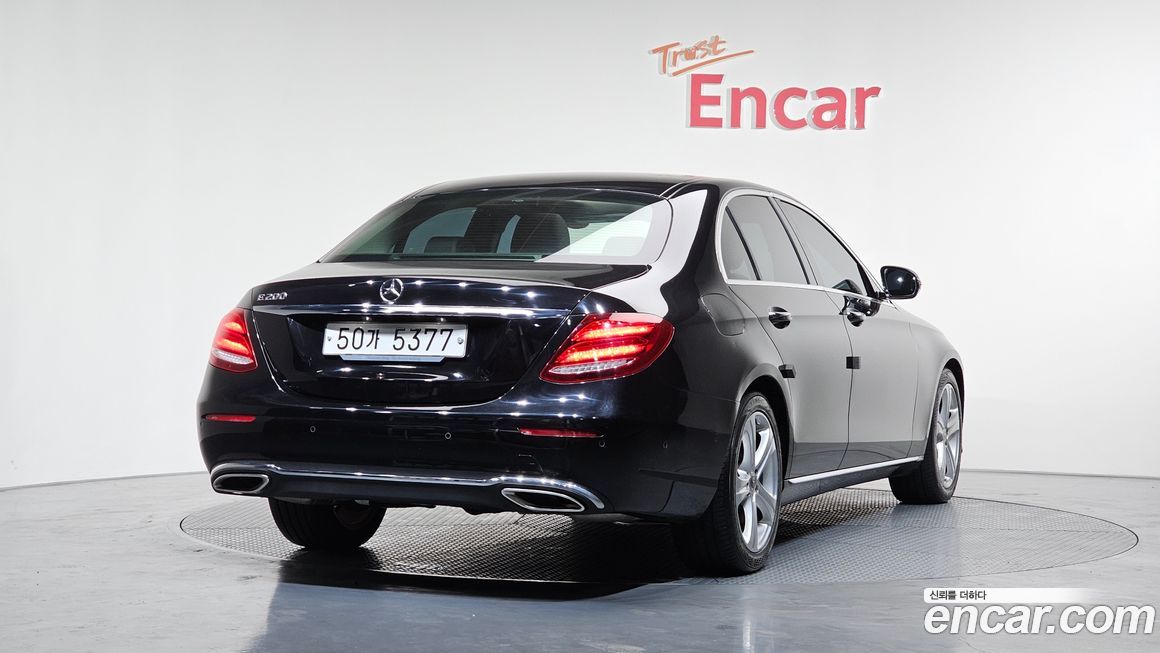 Mercedes-Benz E-Class 2018