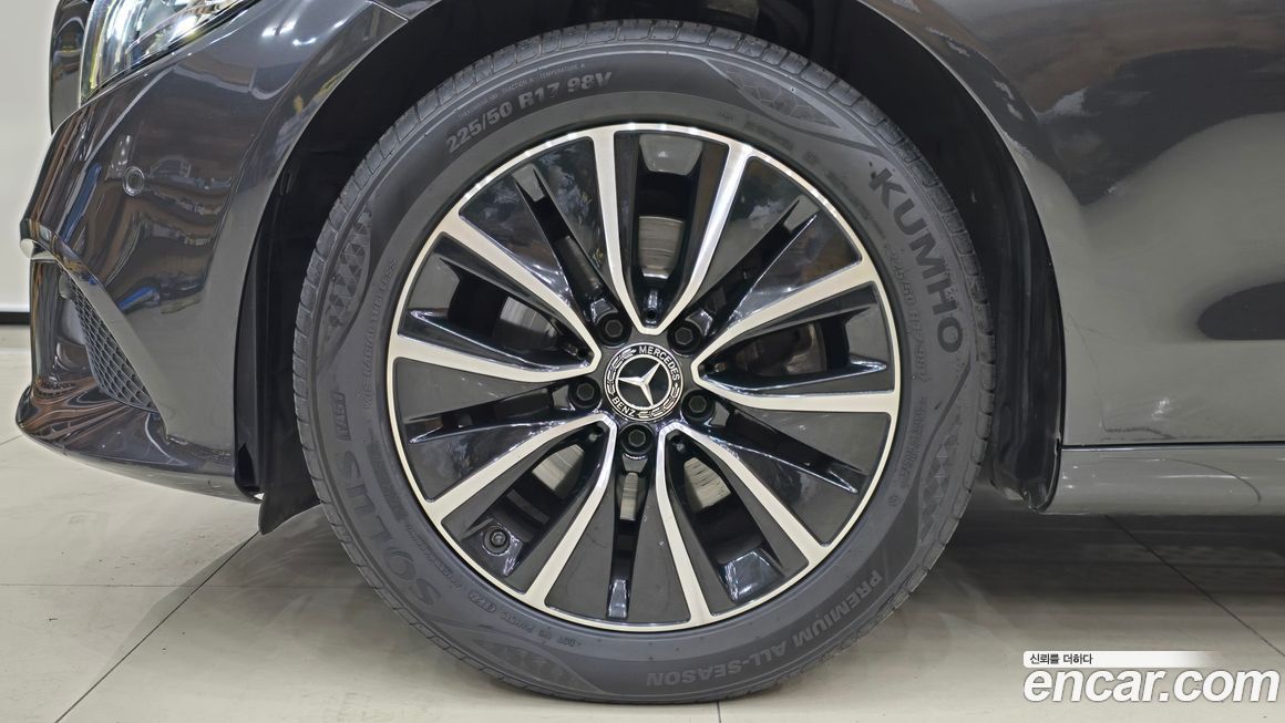 Mercedes-Benz C-Class 2020