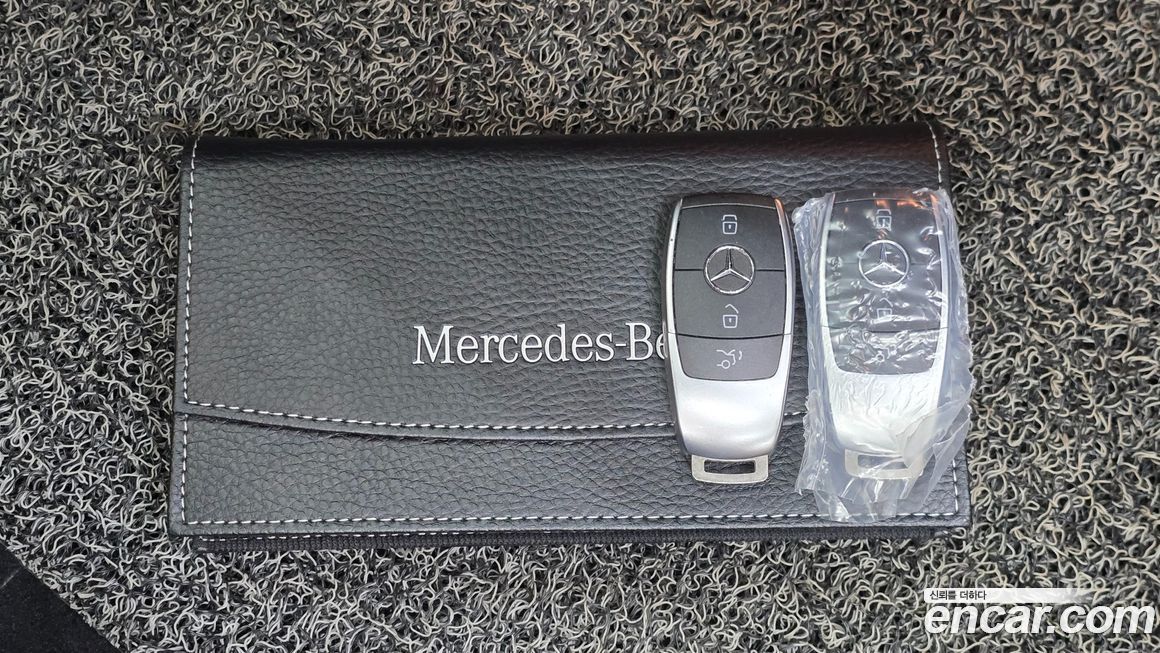 Mercedes-Benz C-Class 2020