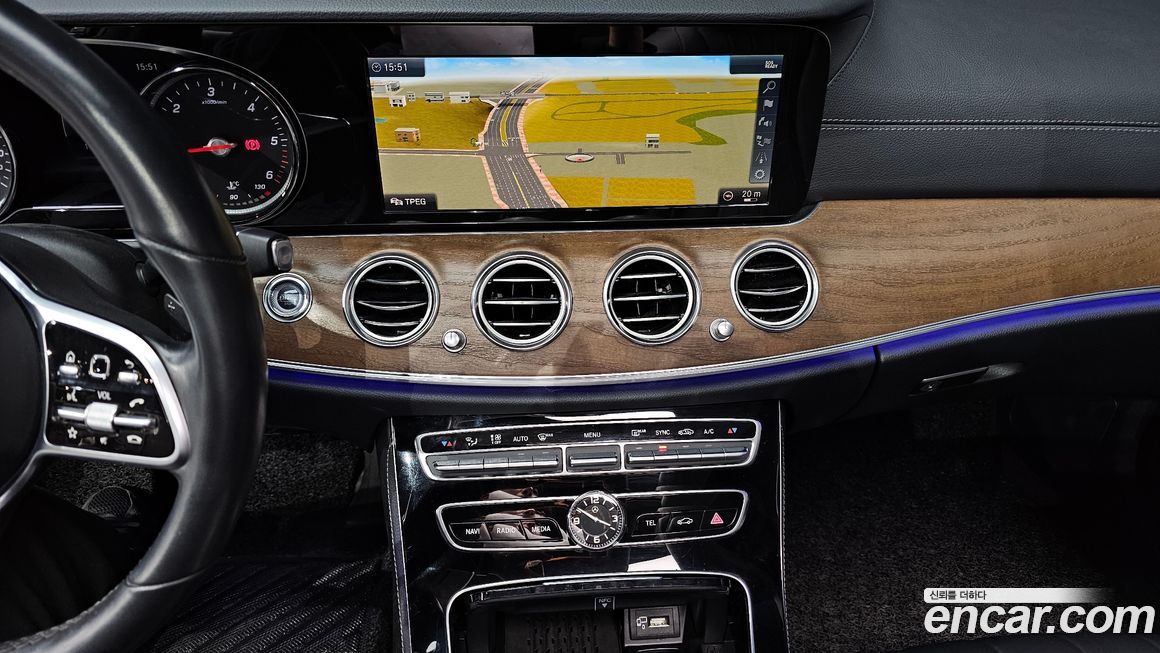 Mercedes-Benz E-Class 2019