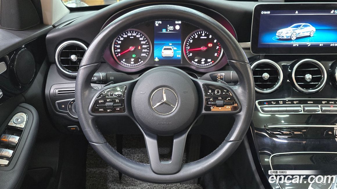 Mercedes-Benz C-Class 2020