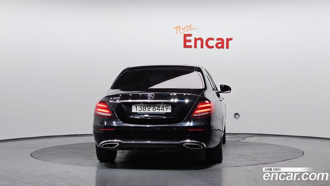 Mercedes-Benz E-Class 2017