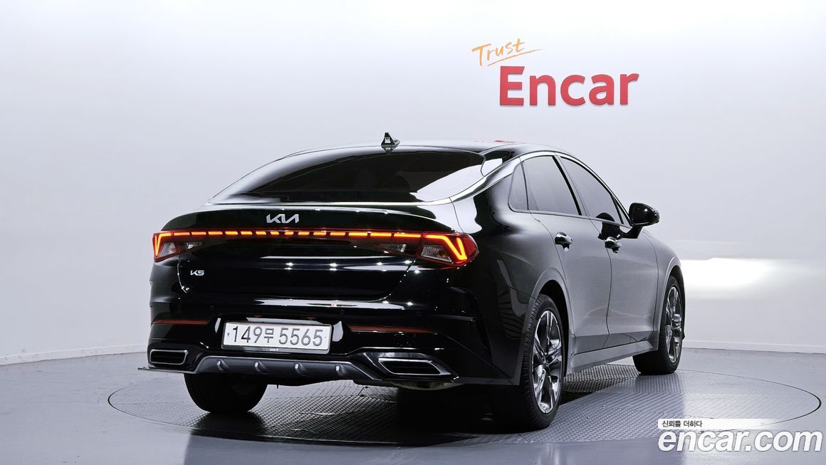 Kia K5 2023