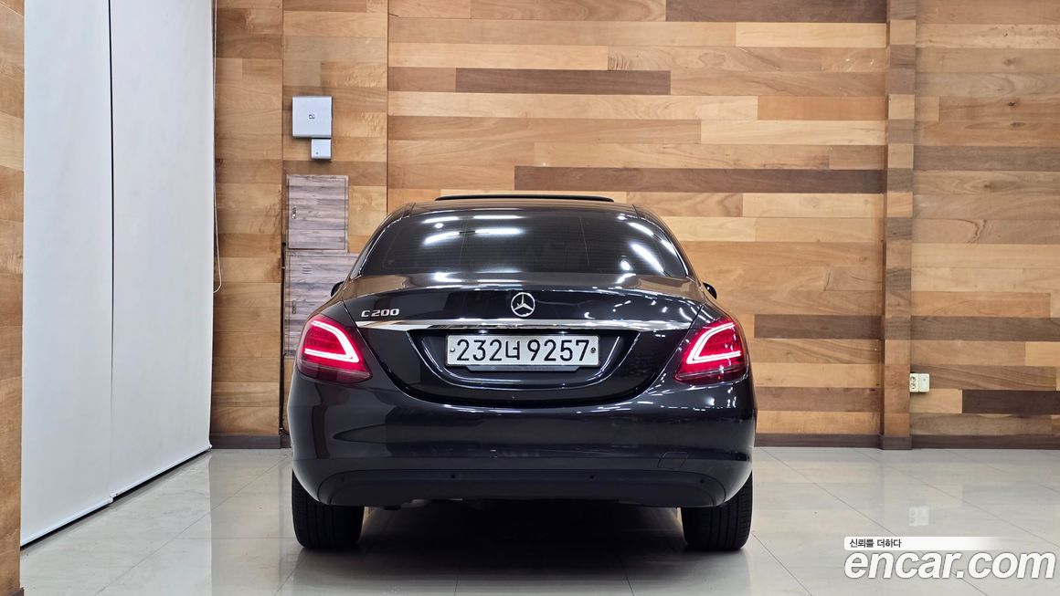 Mercedes-Benz C-Class 2020