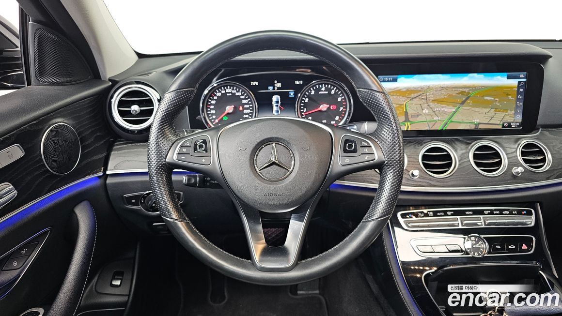 Mercedes-Benz E-Class 2018