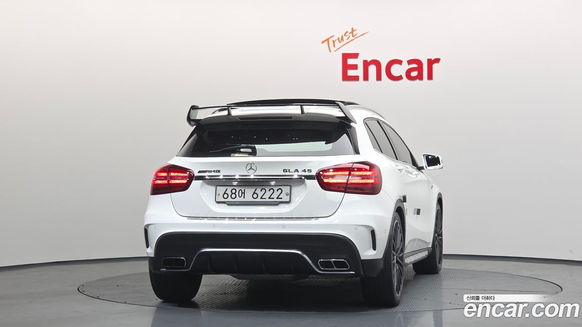 Mercedes-Benz GLA-Class 2019