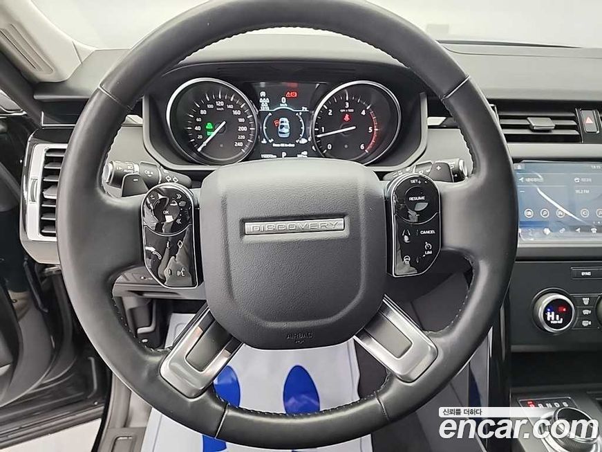 Land Rover Discovery 2019