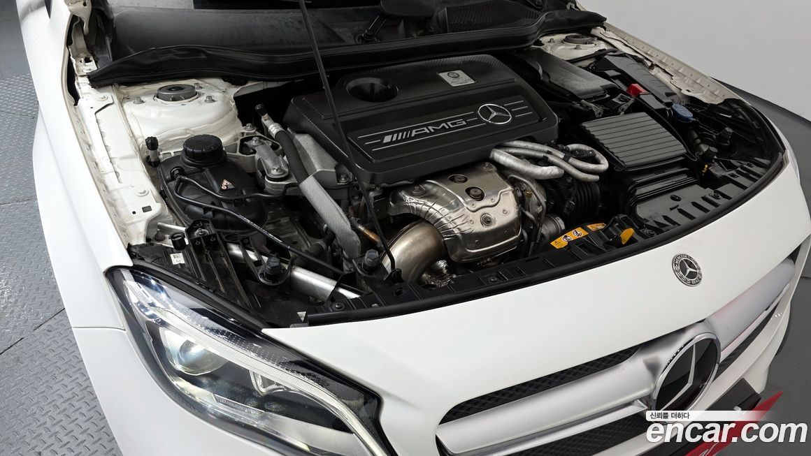 Mercedes-Benz GLA-Class 2019