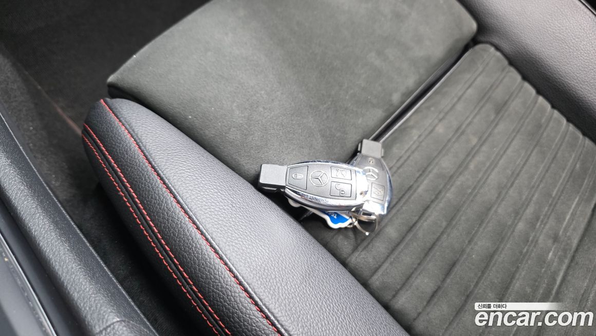 Mercedes-Benz GLA-Class 2019