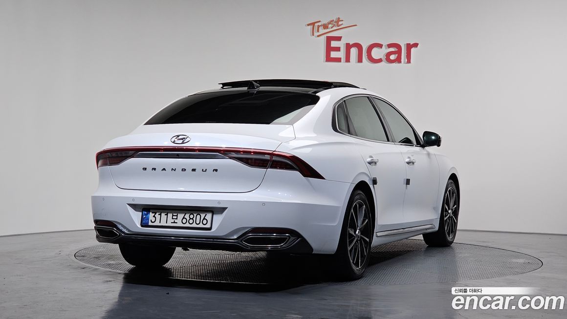 Hyundai Grandeur 2020