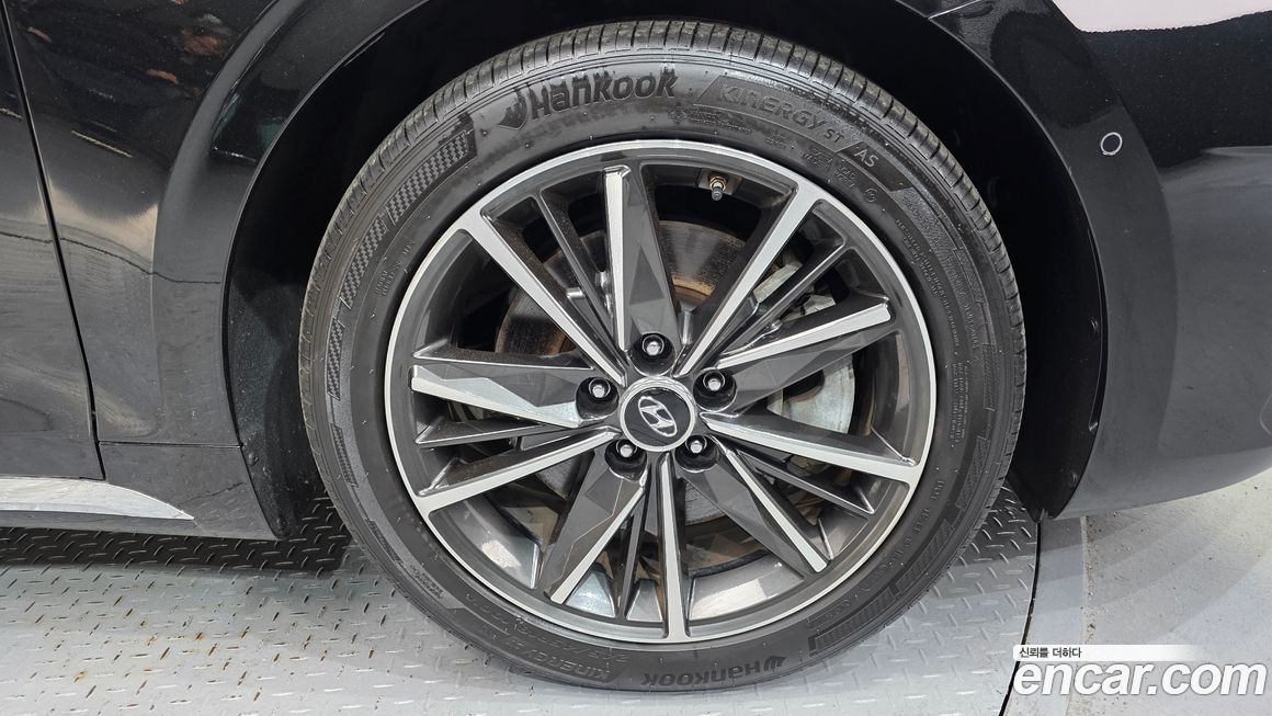 Hyundai Grandeur 2021