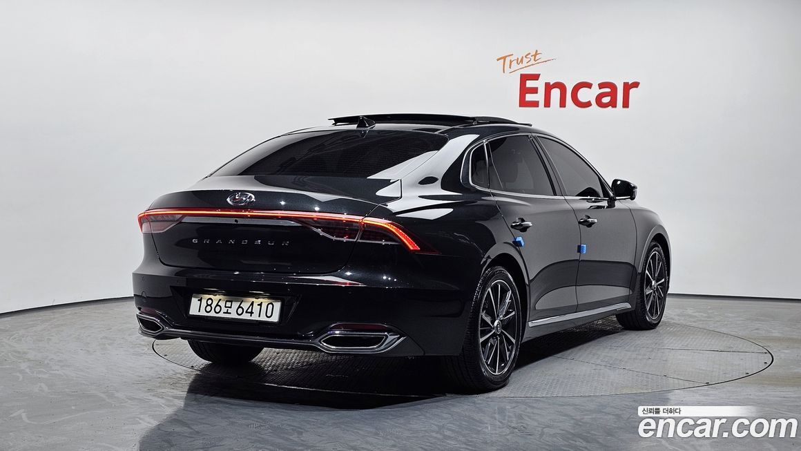 Hyundai Grandeur 2021