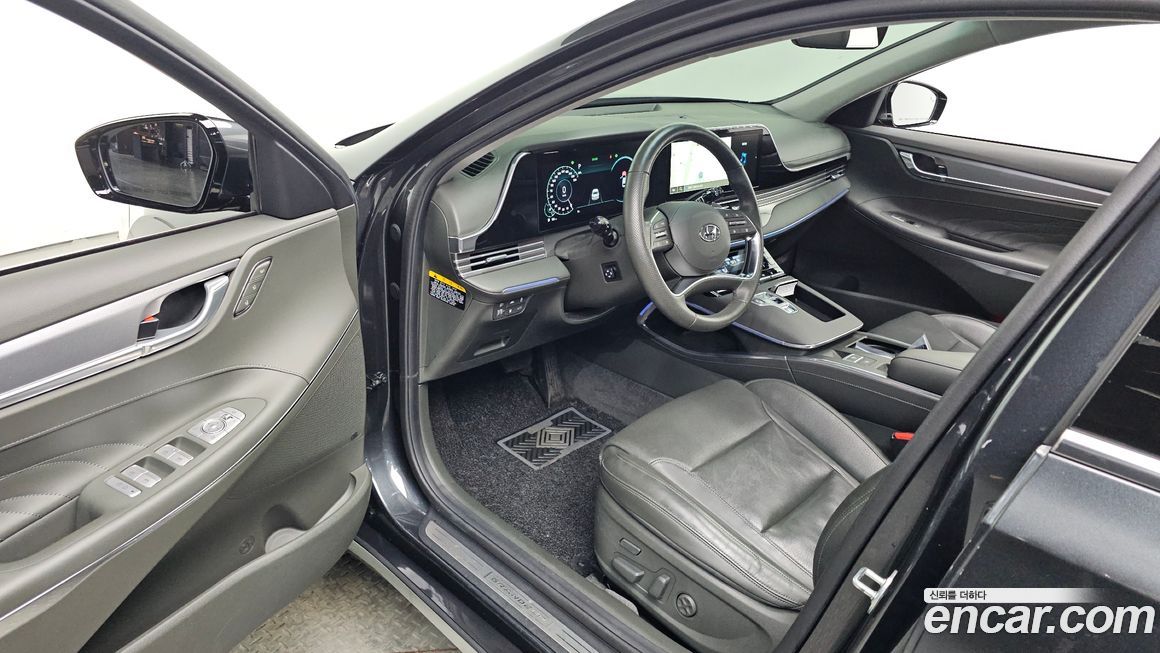 Hyundai Grandeur 2020