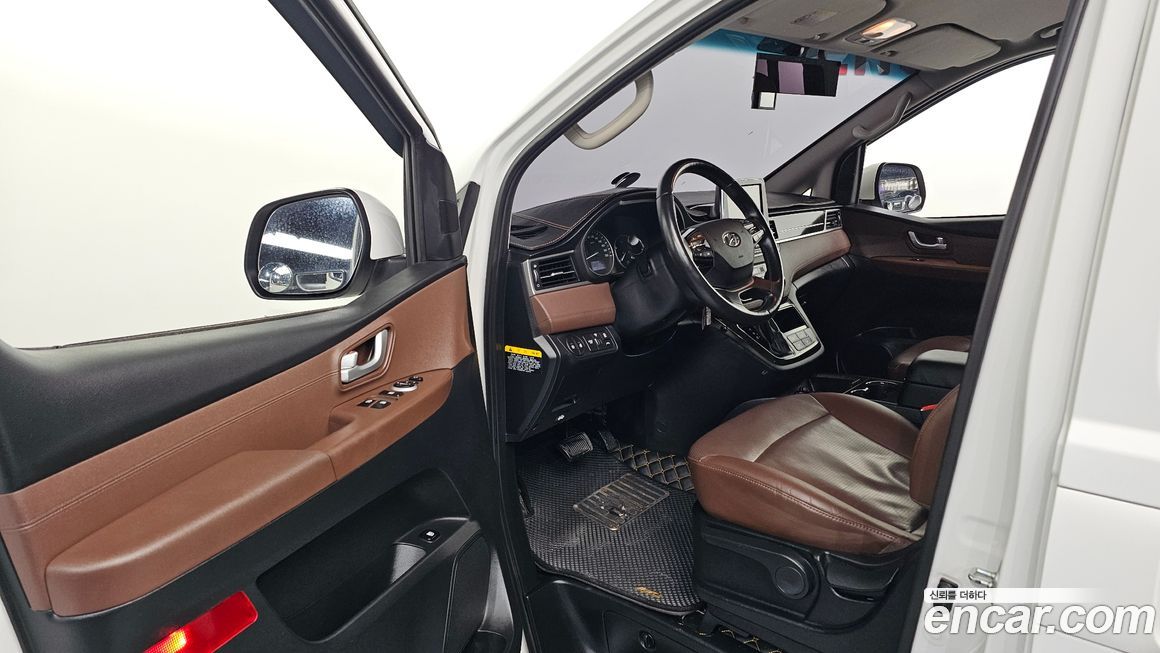 Hyundai Starex 2019
