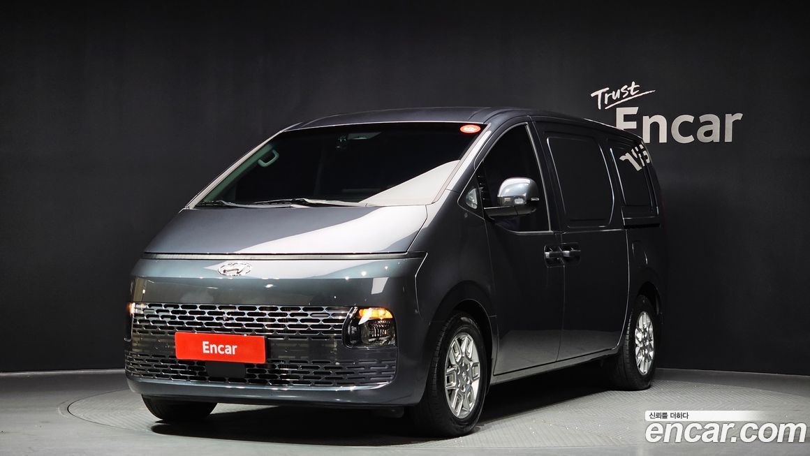 Hyundai Staria 2023