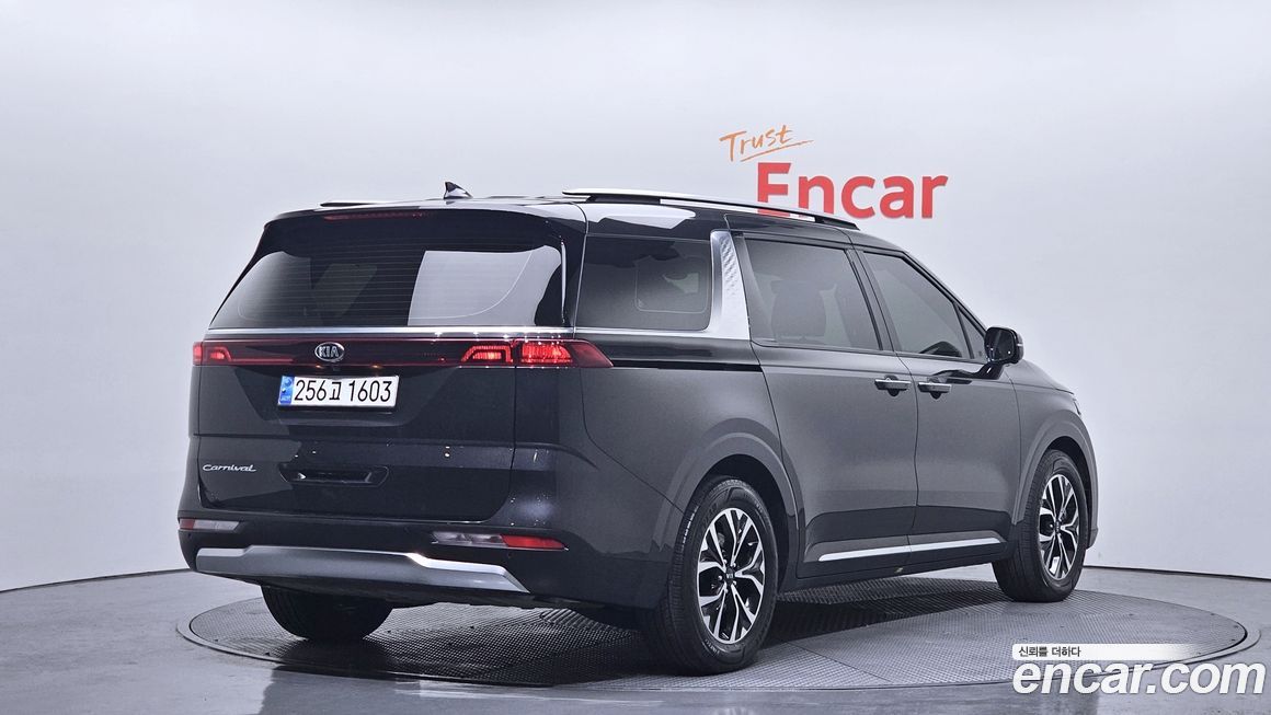 Kia Canival 2021