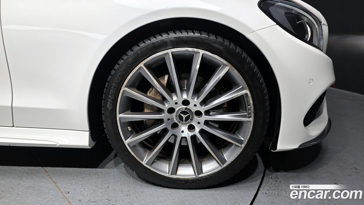 Mercedes-Benz C-Class 2018
