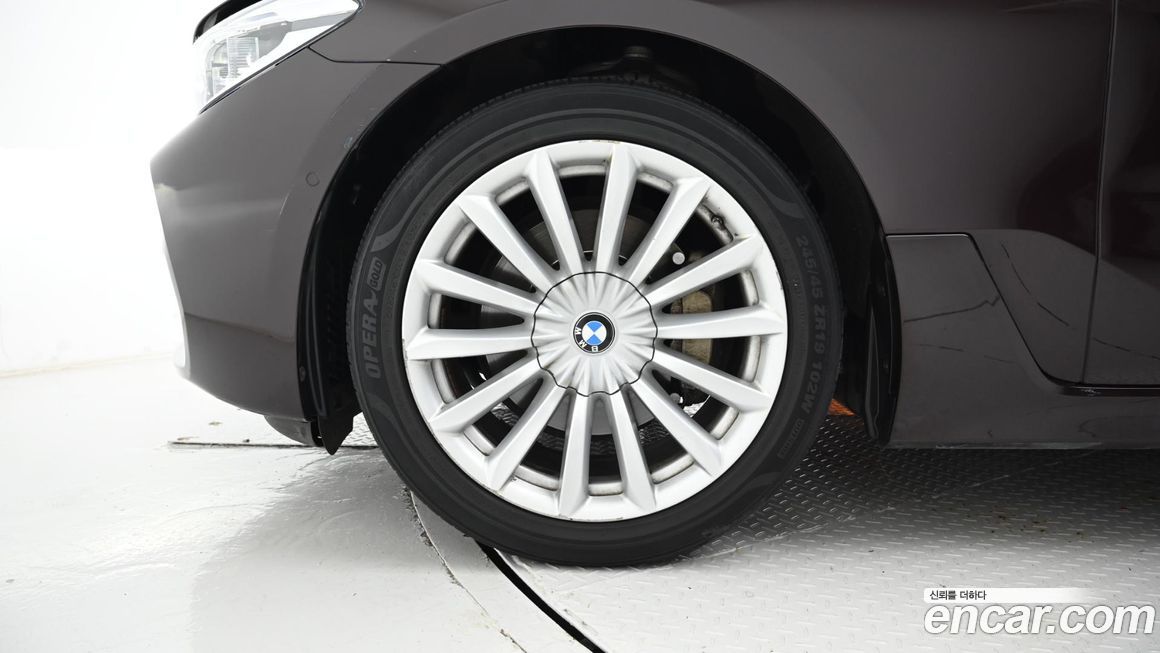 BMW Gran Turismo 2019