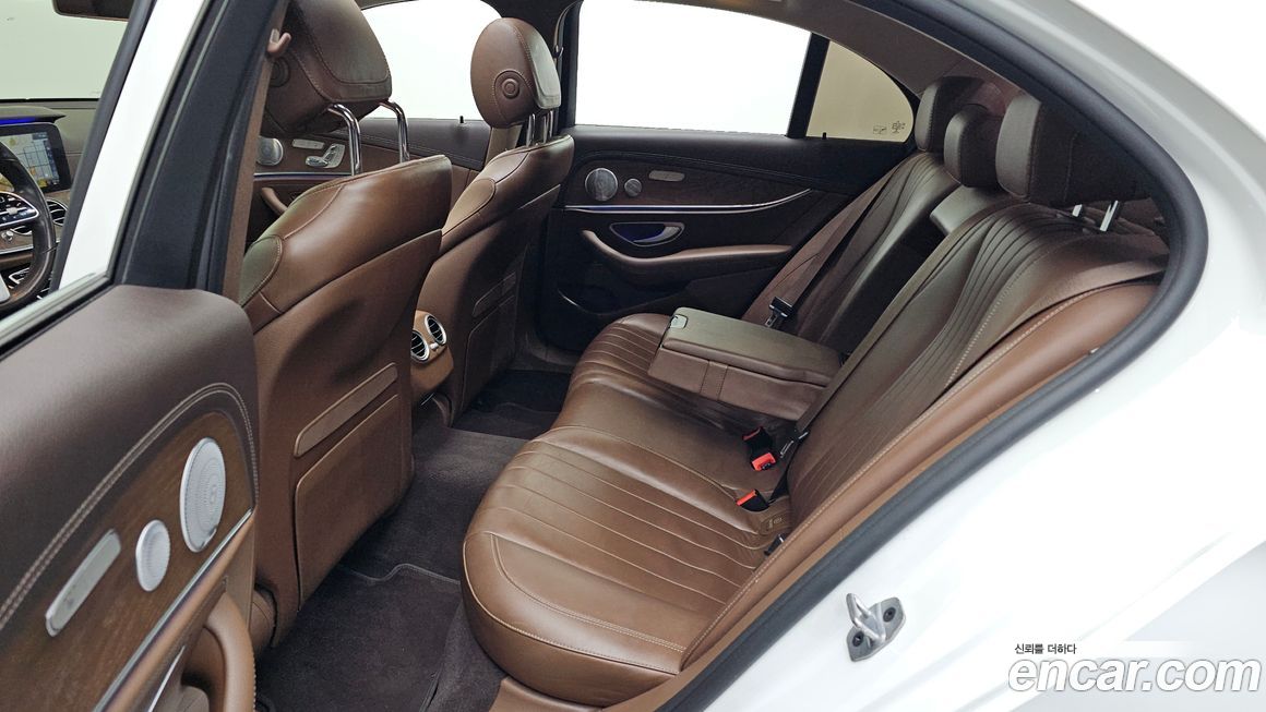 Mercedes-Benz E-Class 2020